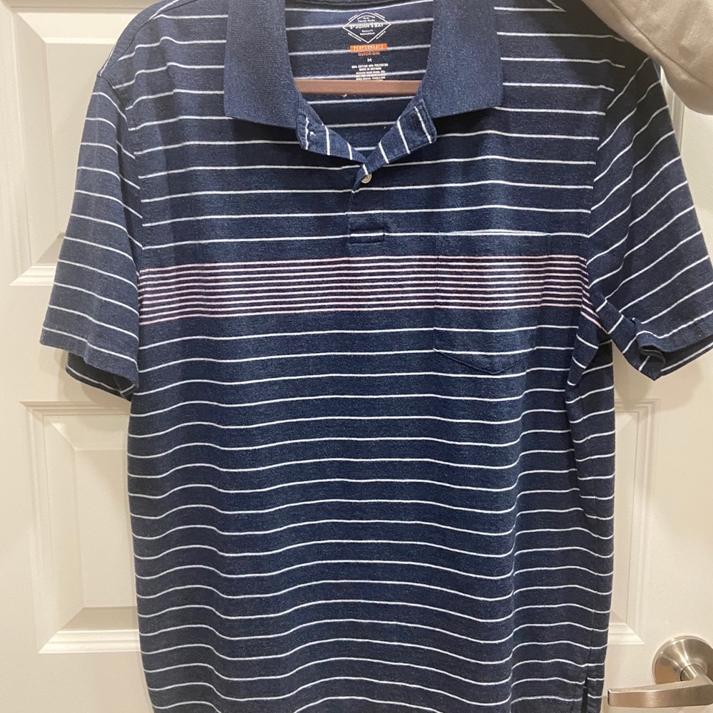 Men’s Polo size medium